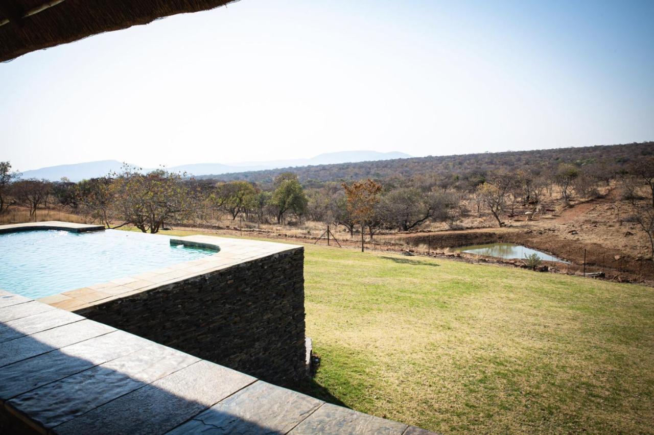 Tholo Manzi Private Game Farm Villa Zeerust Luaran gambar