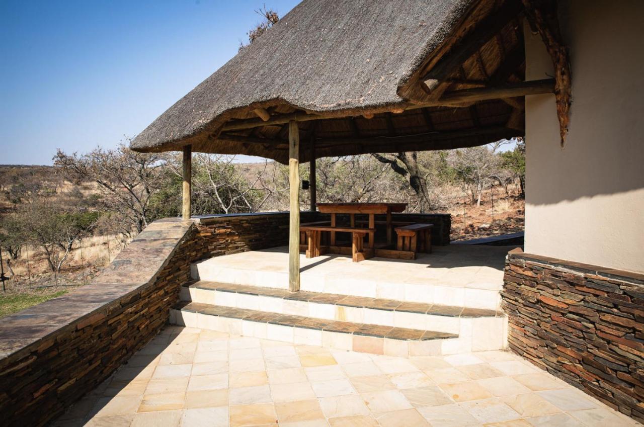 Tholo Manzi Private Game Farm Villa Zeerust Luaran gambar