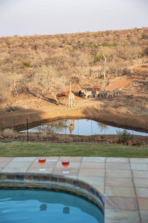 Tholo Manzi Private Game Farm Villa Zeerust Luaran gambar